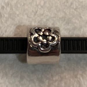 Pandora Small Flower Clip